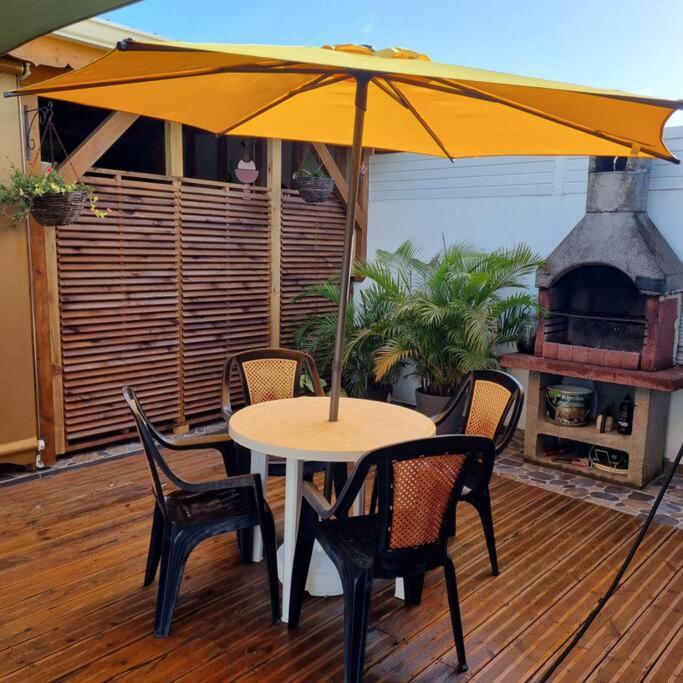 Charmant Studio D'Invite - Baie-Mahault Exterior photo